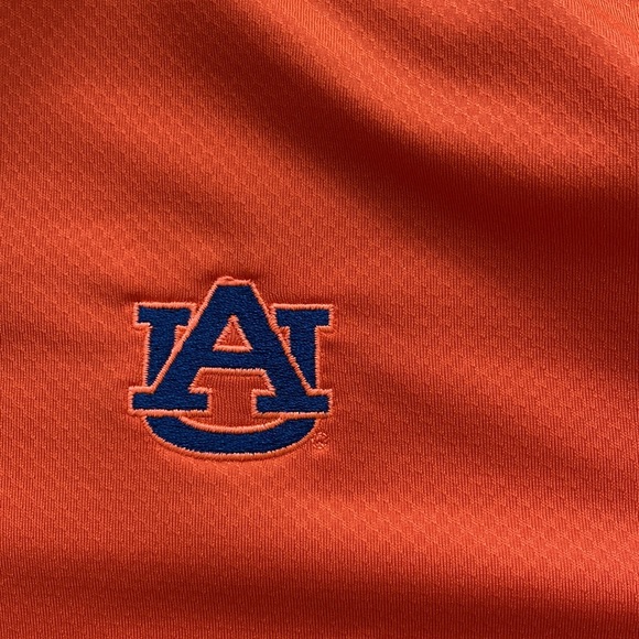 Under Armor medium polo - Picture 3 of 5